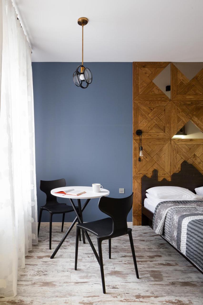 Lion King Danyla 1 Apartman Lviv Kültér fotó