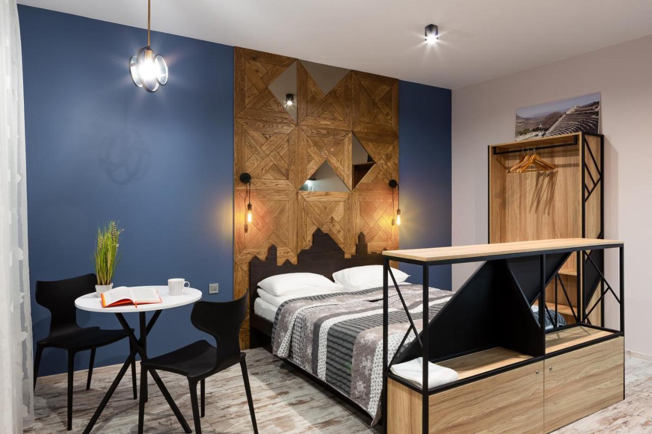 Lion King Danyla 1 Apartman Lviv Kültér fotó