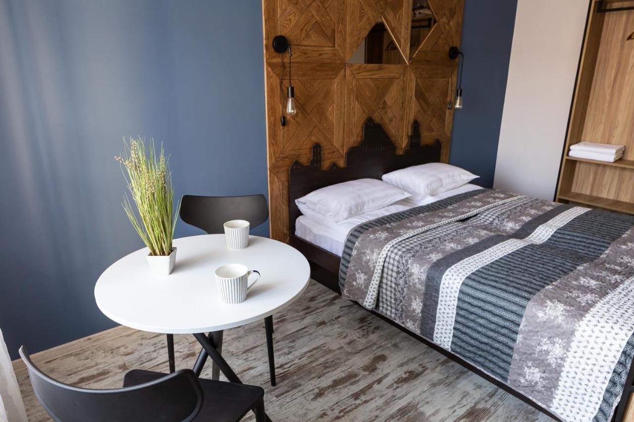 Lion King Danyla 1 Apartman Lviv Kültér fotó